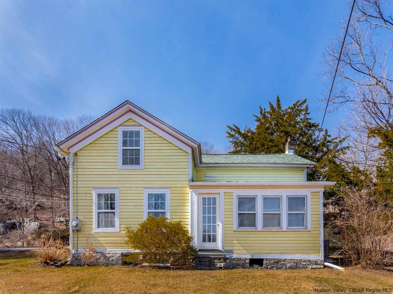 16 Louis Valli Rd Esopus NY 12493
